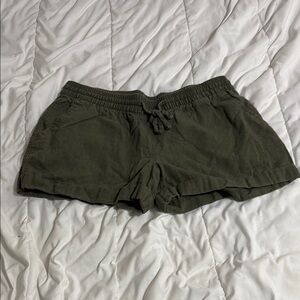 Old Navy Green Athletic Shorts Lightweight Design